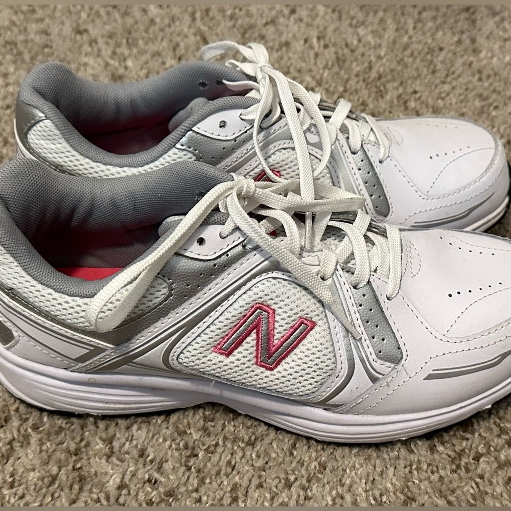 Women’s New Balance Tennis Shoes